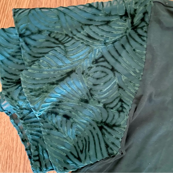 Green flutter sleeve Michael Kors tshirt XS - Picture 4 of 4